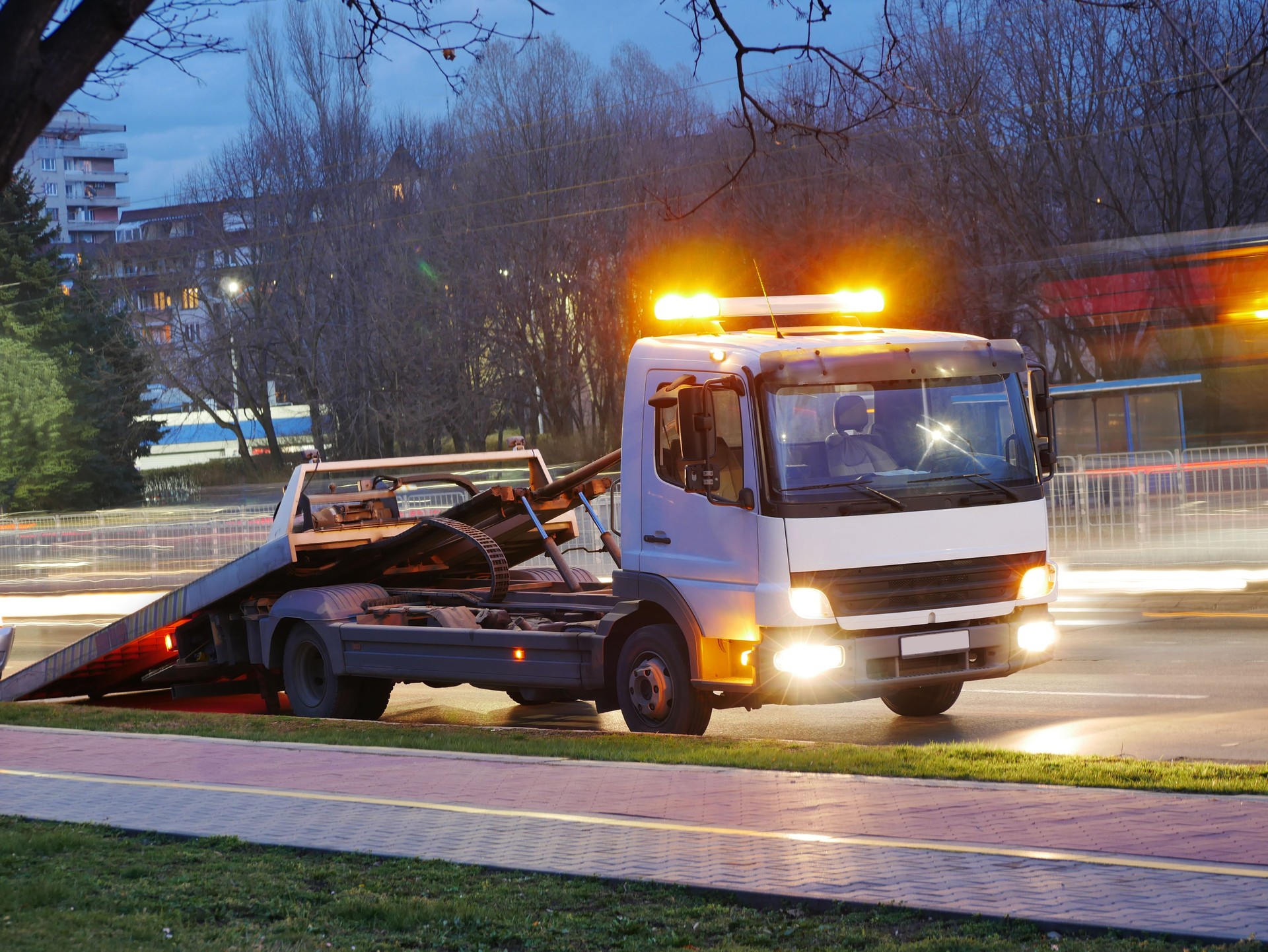 Road assistance truck